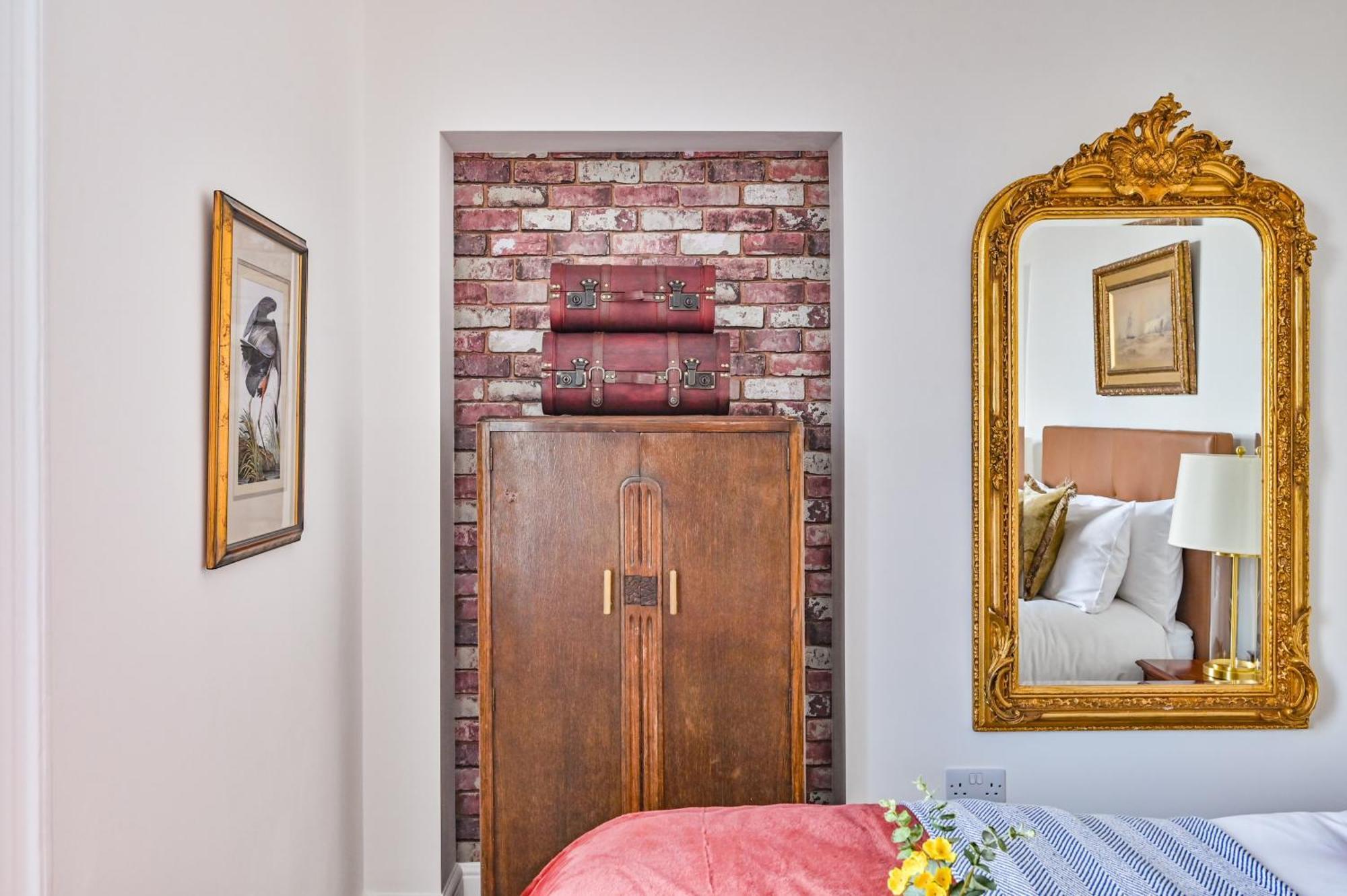 9 Admiralty House Stunning Luxury Apartment With Free Parking Plymouth Esterno foto