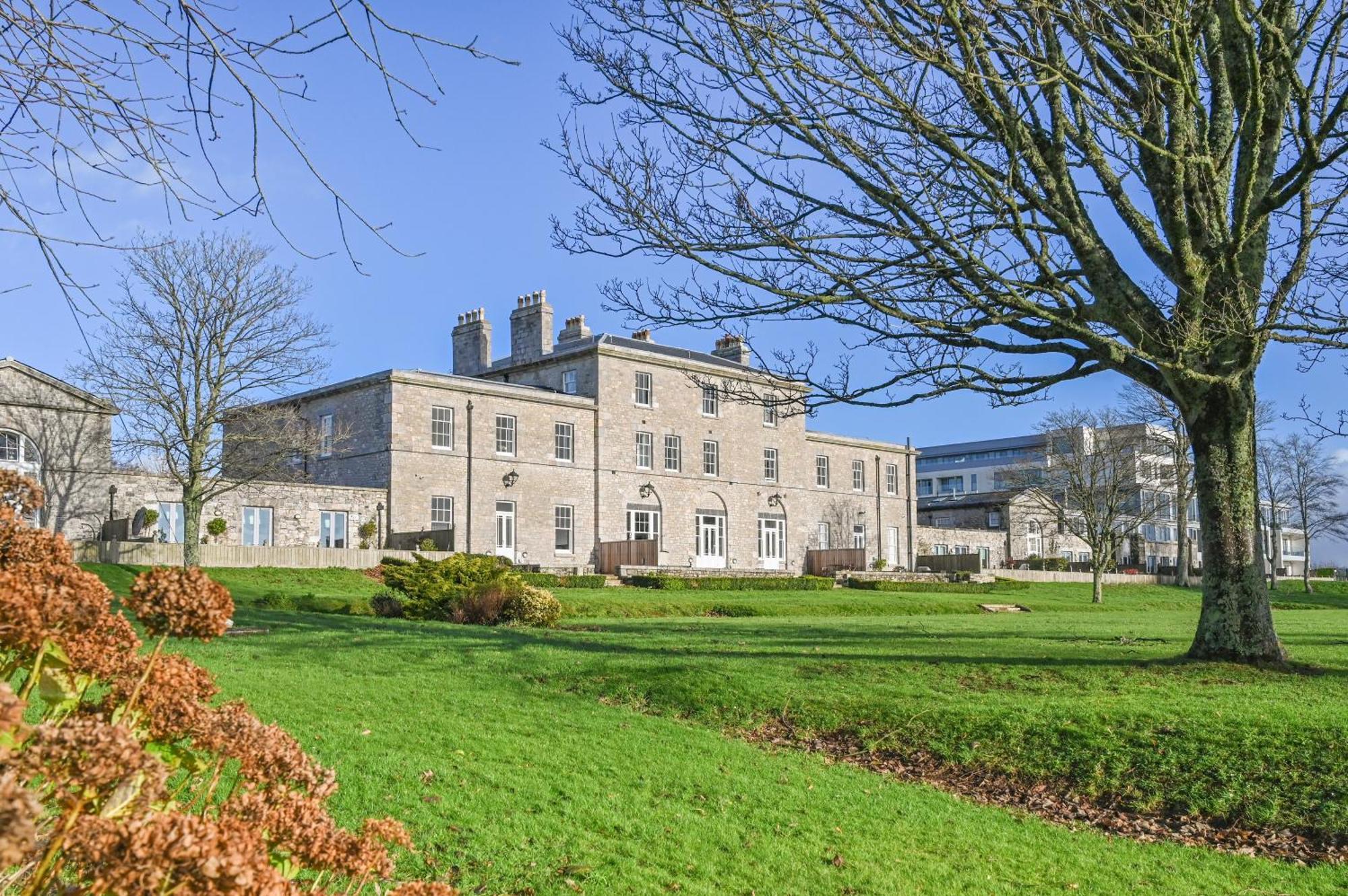 9 Admiralty House Stunning Luxury Apartment With Free Parking Plymouth Esterno foto