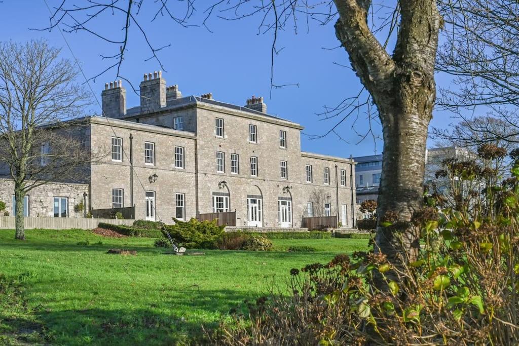 9 Admiralty House Stunning Luxury Apartment With Free Parking Plymouth Esterno foto